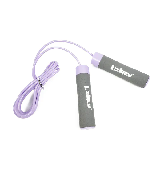 هل القفز على الحبل يؤذي ركبتيك؟